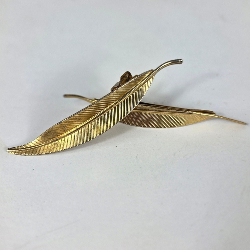 Vintage Gold Tone Leaf Feather Hair Clips Set of 2 Textured Alligator Barrettes